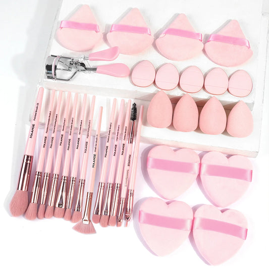 Trousse d'outils MAANGE 31 pièces – Comprend 13 pinceaux de maquillage, 8 houppettes, 4 blenders en forme de goutte, un mini pouf pour le pouce et un recourbe-cils.